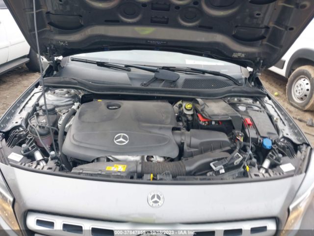 2019 MERCEDES-BENZ GLA 250 WDCTG4GB7KJ587943 Photo 9