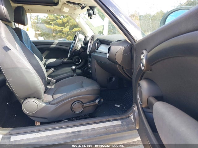 2011 MINI COOPER HARDTOP WMWSU3C54BT099507 Photo 4