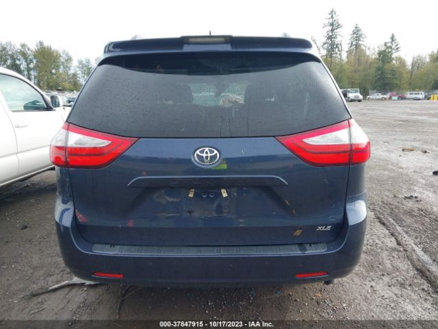 5TDYZ3DCXJS920716 Toyota SIENNA XLE