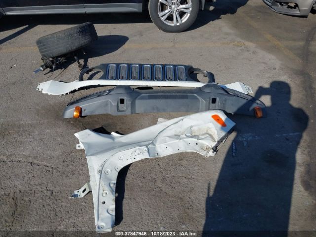 ZACCJBAB5HPG06681 Jeep Renegade Sport