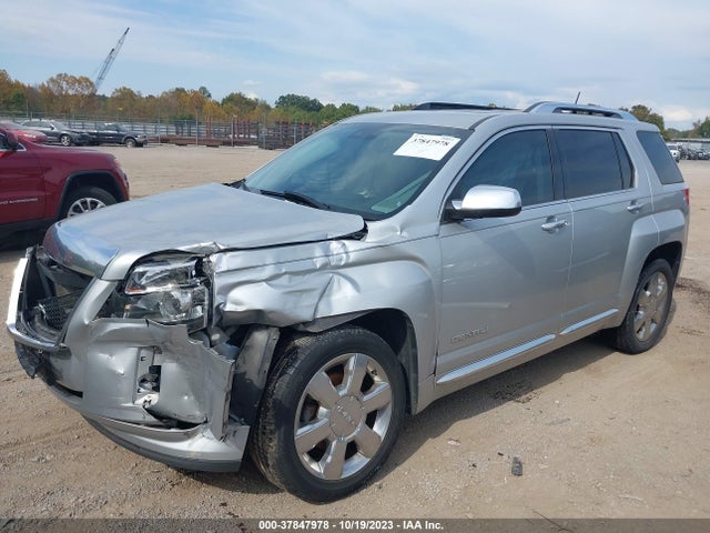 GMC Terrain Denali 2015 2GKFLZE30F6133905 Image 2
