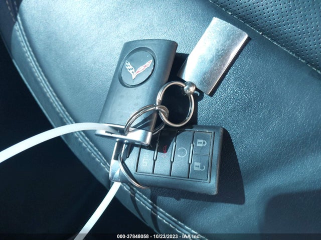 Chevrolet CORVETTE STINGRAY 2014 1G1YD2D74E5123619 Image 11
