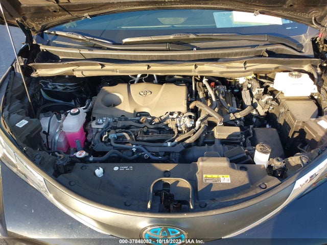 2022 TOYOTA SIENNA XLE VIN: 5TDYRKEC7NS109115