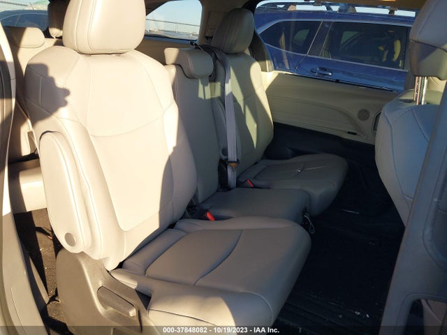 2022 TOYOTA SIENNA XLE VIN: 5TDYRKEC7NS109115