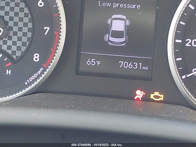 Hyundai ELANTRA SEL 2019 5NPD84LF1KH472411 Image 16