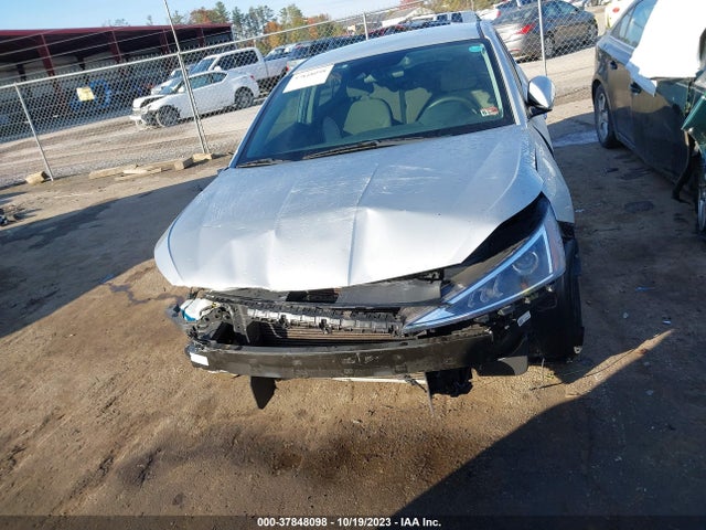 Hyundai ELANTRA SEL 2019 5NPD84LF1KH472411 Image 6