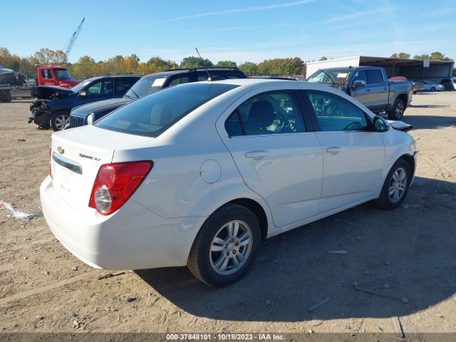 Chevrolet SONIC LT 2016 1G1JC5SH4G4184754 Image 4