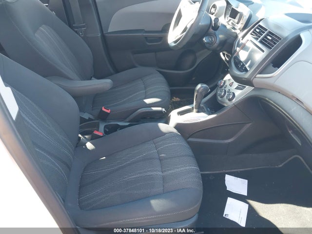 Chevrolet SONIC LT 2016 1G1JC5SH4G4184754 Image 5