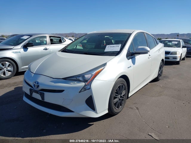 Toyota Prius Four 2016 JTDKARFU6G3507904 Image 2