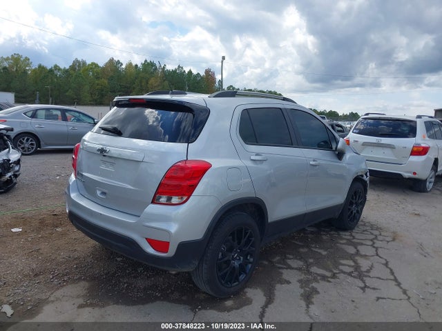 Chevrolet Trax Awd Lt 2022 KL7CJPSM2NB546620 Image 4