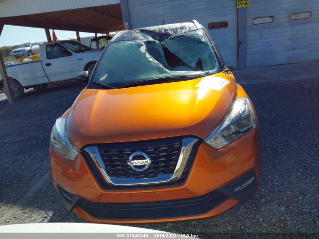 3N1CP5CU6JL526144 Nissan KICKS SR