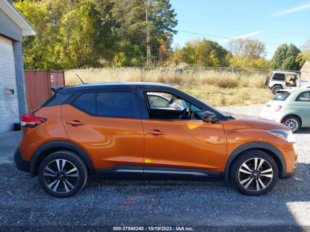3N1CP5CU6JL526144 Nissan KICKS SR