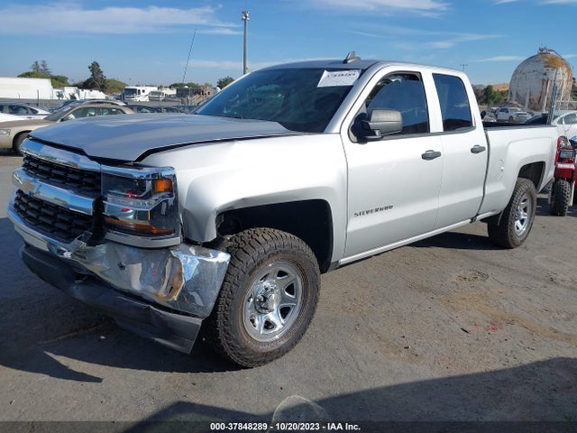 Chevrolet Silverado 1500 Ls 2018 1GCVKNEC8JZ193642 Image 2