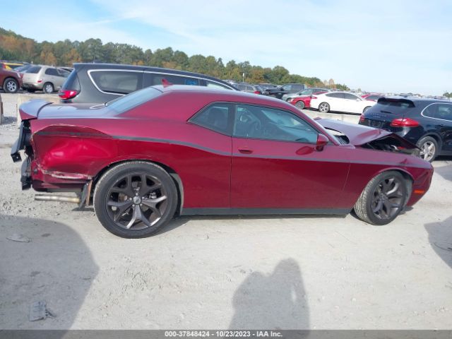 2C3CDZAG5JH310518 Dodge Challenger Sxt Plus