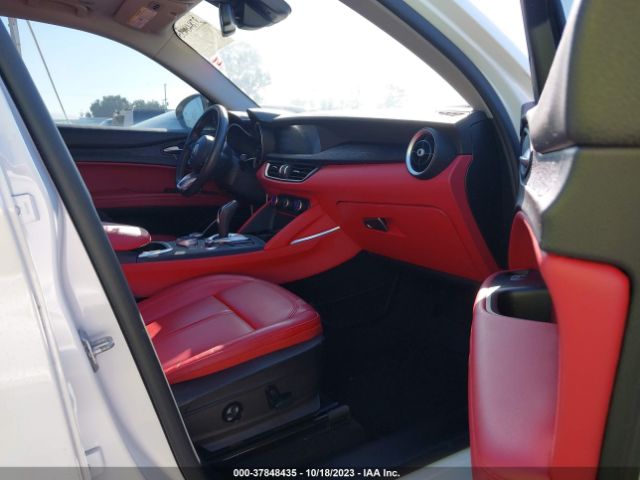 ZASPAJAN6L7C94213 Alfa Romeo Stelvio Rwd