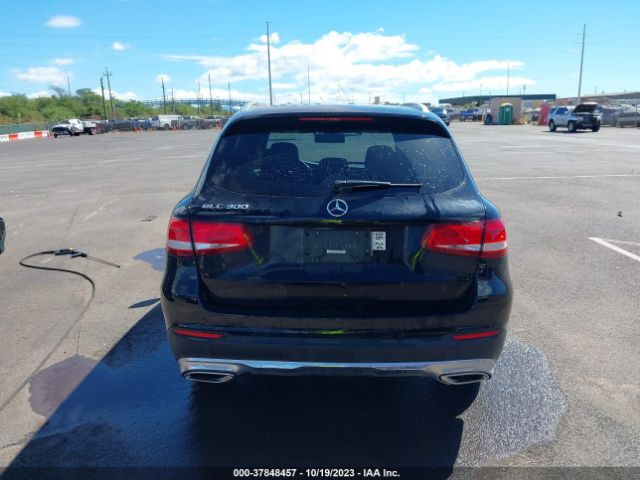 WDC0G4JB9HF277929 Mercedes-Benz GLC 300
