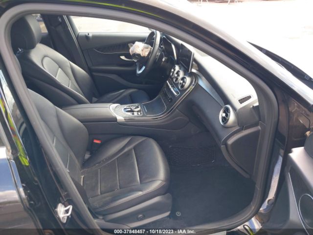 WDC0G4JB9HF277929 Mercedes-Benz GLC 300