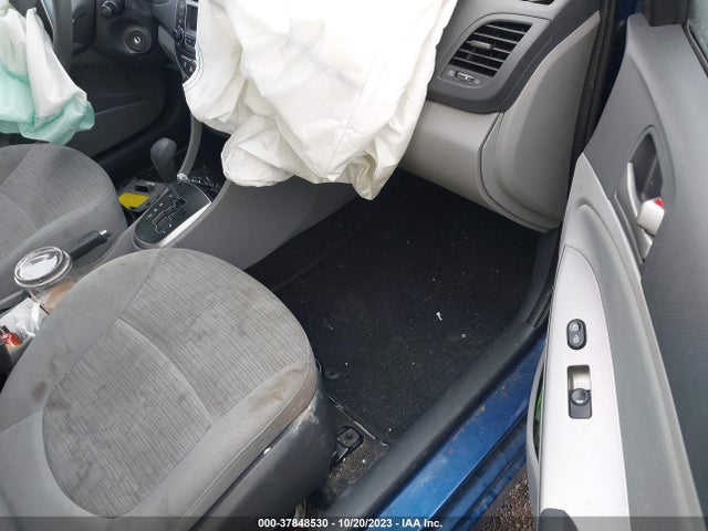 2016 HYUNDAI ACCENT SE VIN: KMHCT4AE2GU015216