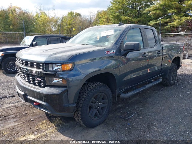 Chevrolet Silverado 1500 Custom Trail Boss 2019 1GCRYCEF5KZ379882 Image 2
