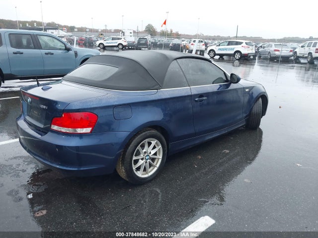 2011 BMW 1 SERIES 128I VIN: WBAUN1C53BVH82610