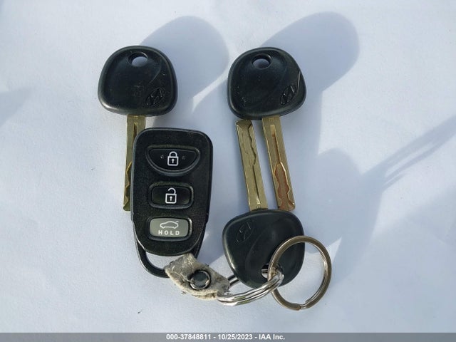 2013 HYUNDAI SONATA GLS PZEV VIN: 5NPEB4AC4DH755368