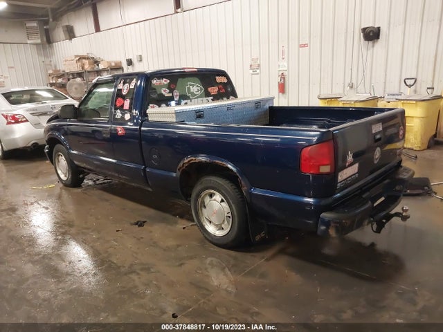 2003 GMC SONOMA SLS VIN: 1GTCS19X538232273