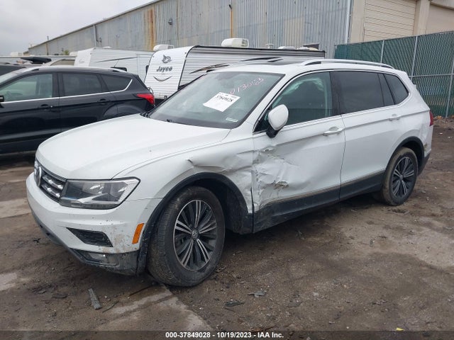 2018 VOLKSWAGEN TIGUAN 2.0T SEL/2.0T SE VIN: 3VV2B7AX0JM013063