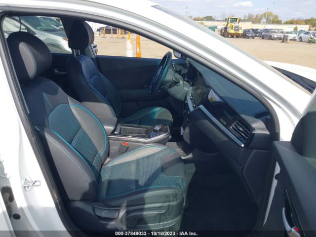 KNDCE3LG6M5098467 KIA Niro Ev Ex Premium