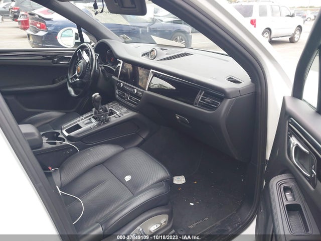 2020 PORSCHE MACAN WP1AA2A55LLB05867 Photo 4