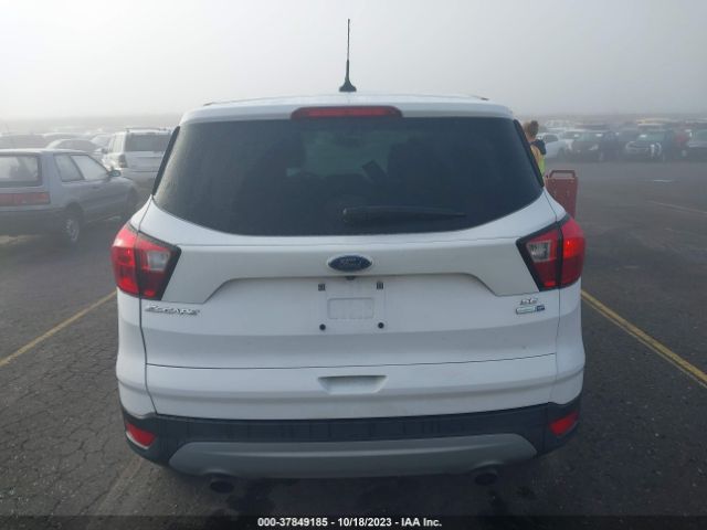 1FMCU9GD2KUA55281 Ford ESCAPE SE