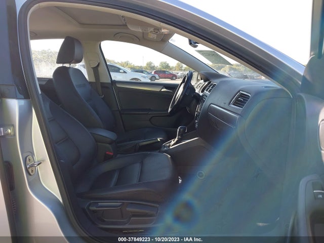 2015 VOLKSWAGEN JETTA SEDAN 2.0L TDI SE VIN: 3VWLA7AJ4FM280499