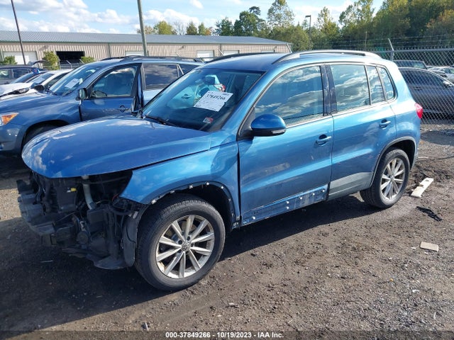 WVGAV7AX8HK043121 Volkswagen TIGUAN