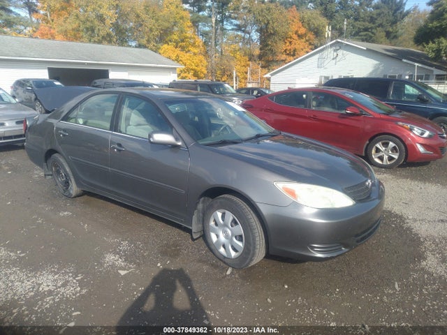 2002 TOYOTA CAMRY LE VIN: 4T1BE32K52U615421