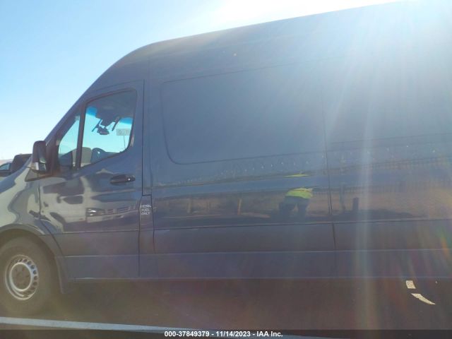 WD4PF1CD5KP121382 Mercedes-Benz Sprinter 2500 High Roof V6