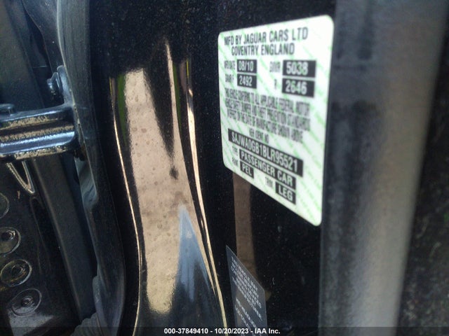 2011 JAGUAR XF SAJWA0GB1BLR95521 Photo 8