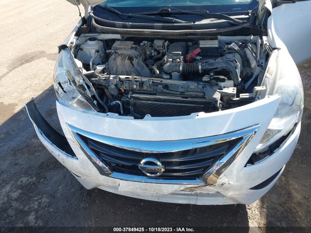 2016 NISSAN VERSA 1.6 S+ VIN: 3N1CN7AP9GL818328