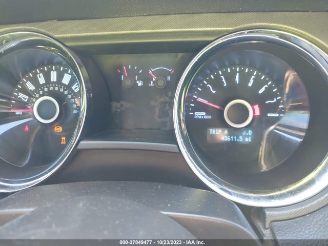 1ZVBP8AM5E5326047 Ford Mustang V6