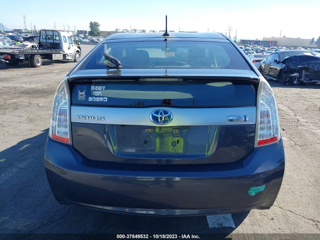 Toyota PRIUS PLUG-IN 2014 JTDKN3DP8E3062724 Image 16