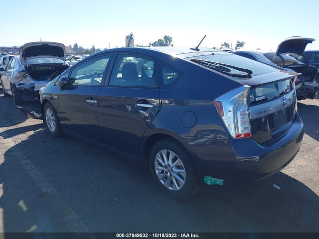 Toyota PRIUS PLUG-IN 2014 JTDKN3DP8E3062724 Image 3