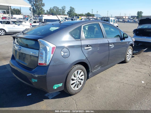 Toyota PRIUS PLUG-IN 2014 JTDKN3DP8E3062724 Image 4