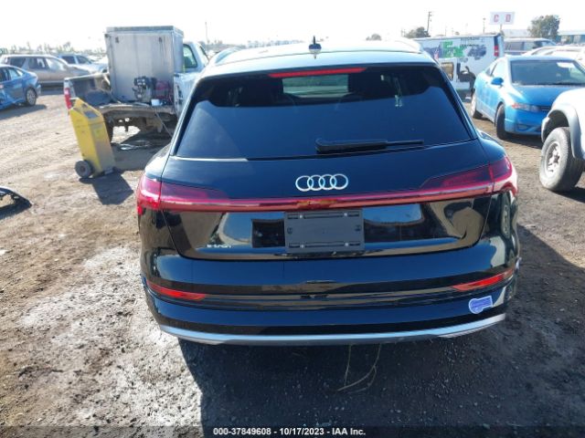 WA1VABGE7KB013944 Audi E-tron Prestige