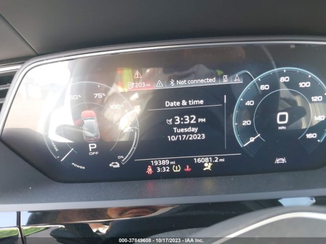 WA1VABGE7KB013944 Audi E-tron Prestige