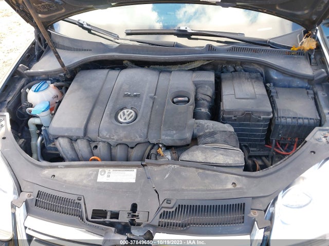 2010 VOLKSWAGEN JETTA SEDAN LIMITED VIN: 3VWRZ7AJ4AM139024