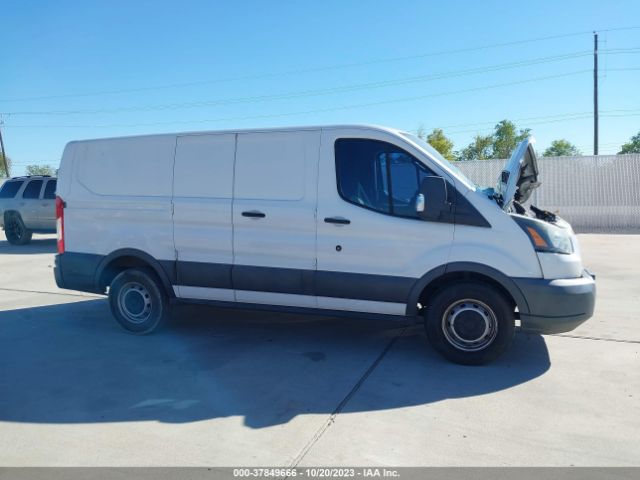 1FTYE1ZM5FKA92249 Ford TRANSIT CARGO VAN