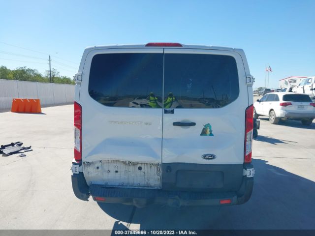 1FTYE1ZM5FKA92249 Ford TRANSIT CARGO VAN