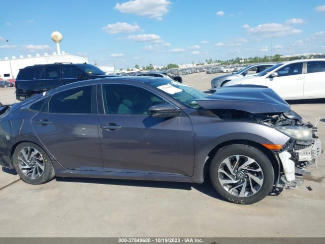 19XFC2F71GE019207 Honda Civic Sedan Ex