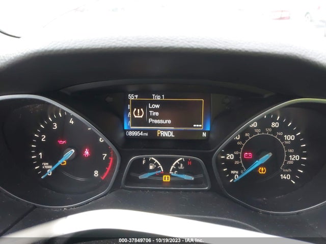 2015 FORD FOCUS SE VIN: 1FADP3K20FL382640