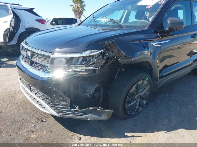 3VVCX7B26NM029069 Volkswagen TAOS S