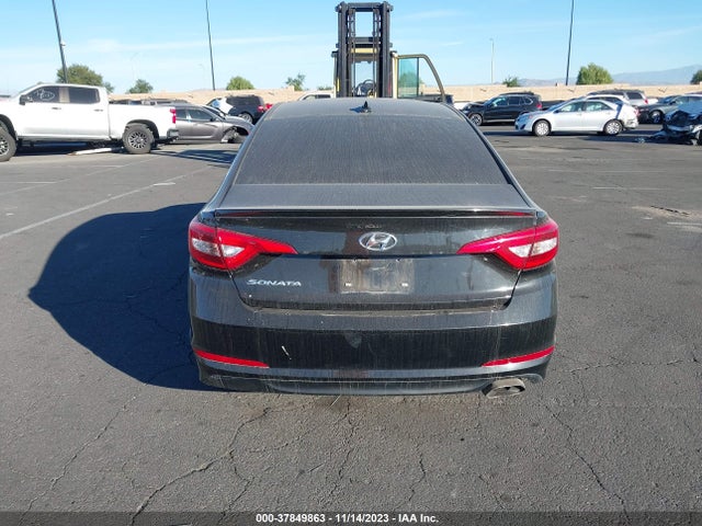 Hyundai SONATA SE 2017 5NPE24AFXHH472053 Image 13