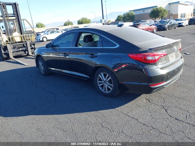 Hyundai SONATA SE 2017 5NPE24AFXHH472053 Image 3